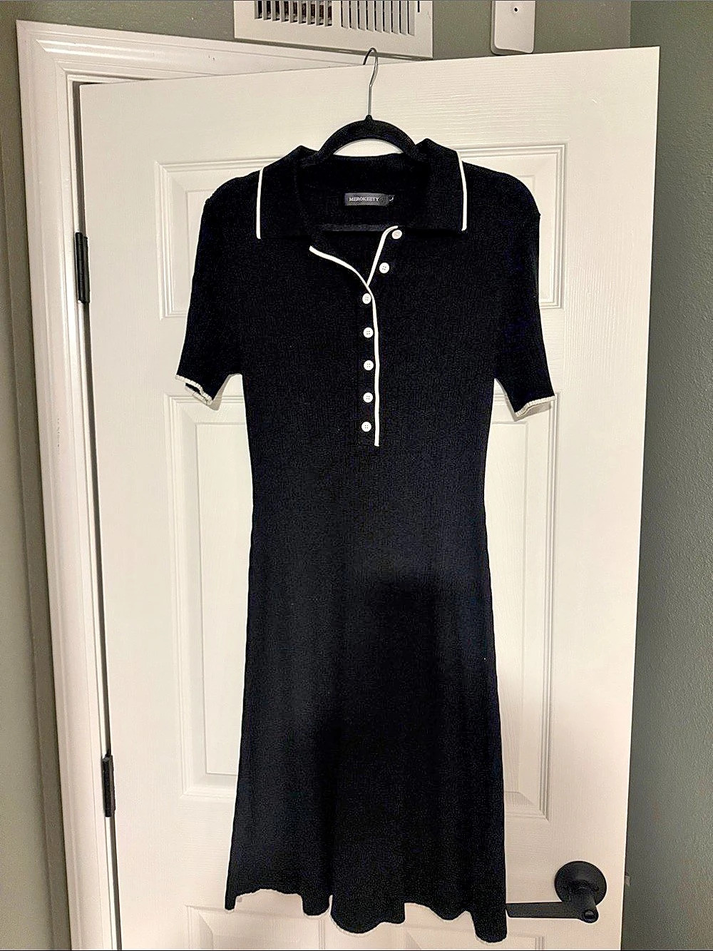 MEROKEETY Black Ribbed Polo Maxi Dress